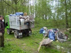 úklid lesa u Českého Meziříčí (rok 2008)