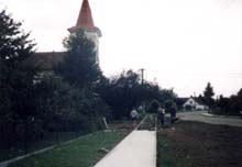 výstavba nového chodníku (rok 2000)