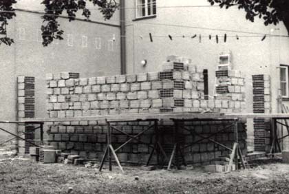 přístavba ke škole (rok 1977)