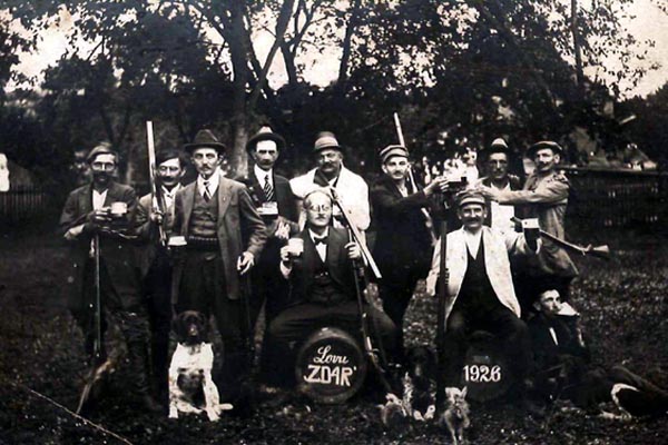 Myslivecká společnost v Pohoří  (rok 1926)